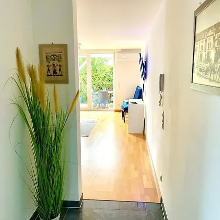 Schoene Mit Eigenen Eingang Und Terrasse * Klagenfurt am Woerthersee
