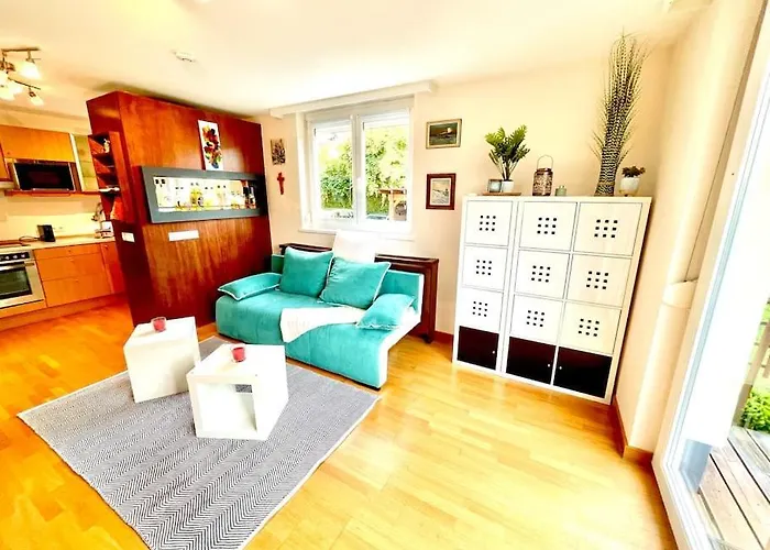 Schoene Mit Eigenen Eingang Und Terrasse Κλάγκενφουρτ